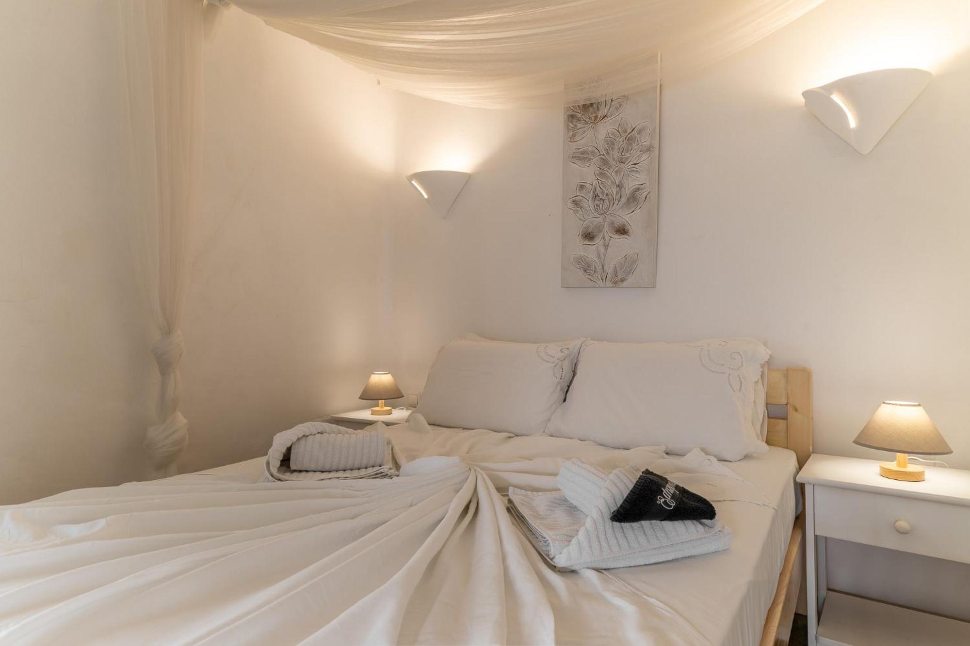 Elpis Mykonos - Delos Port Apartment