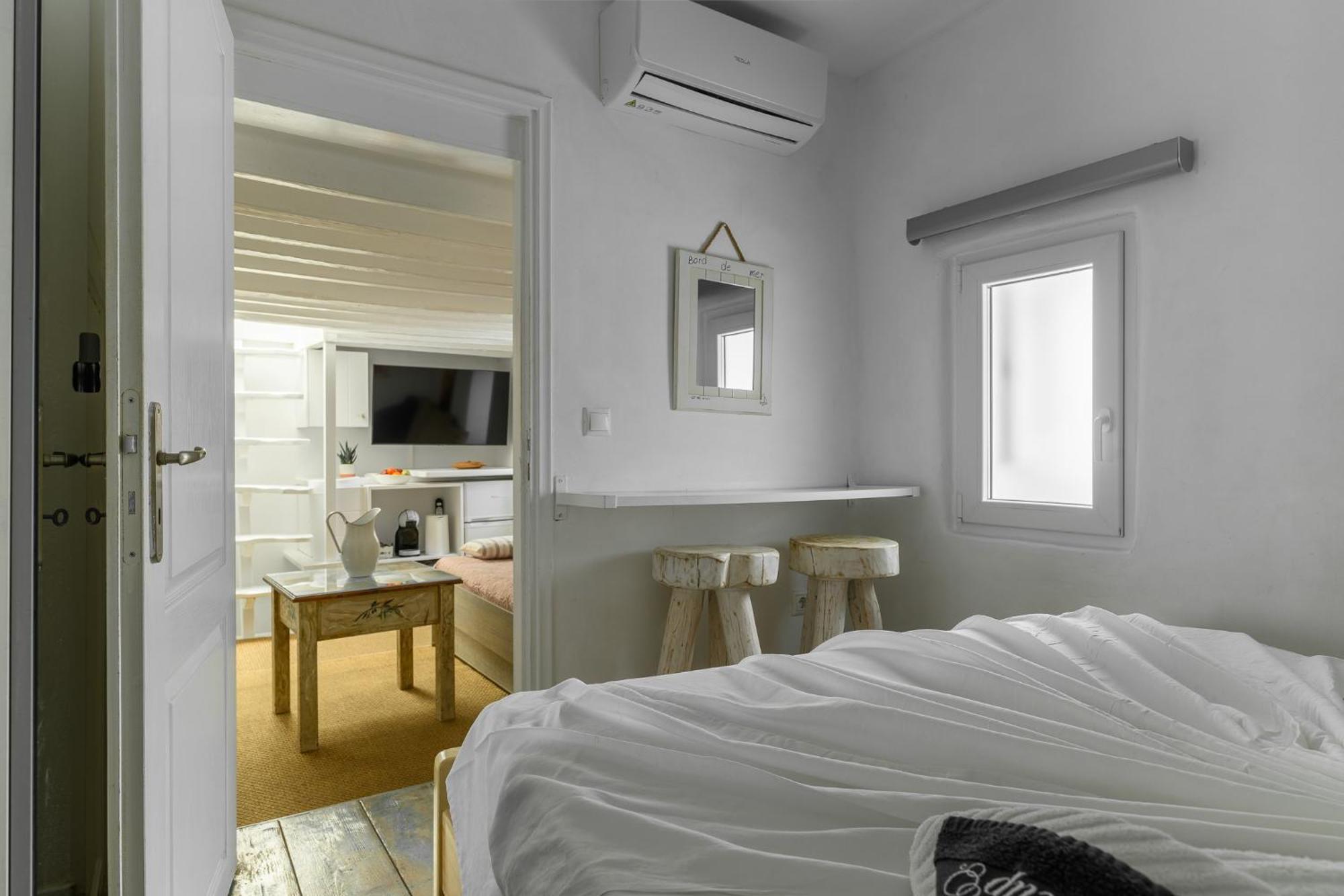 Elpis Mykonos - Delos Port Apartment *