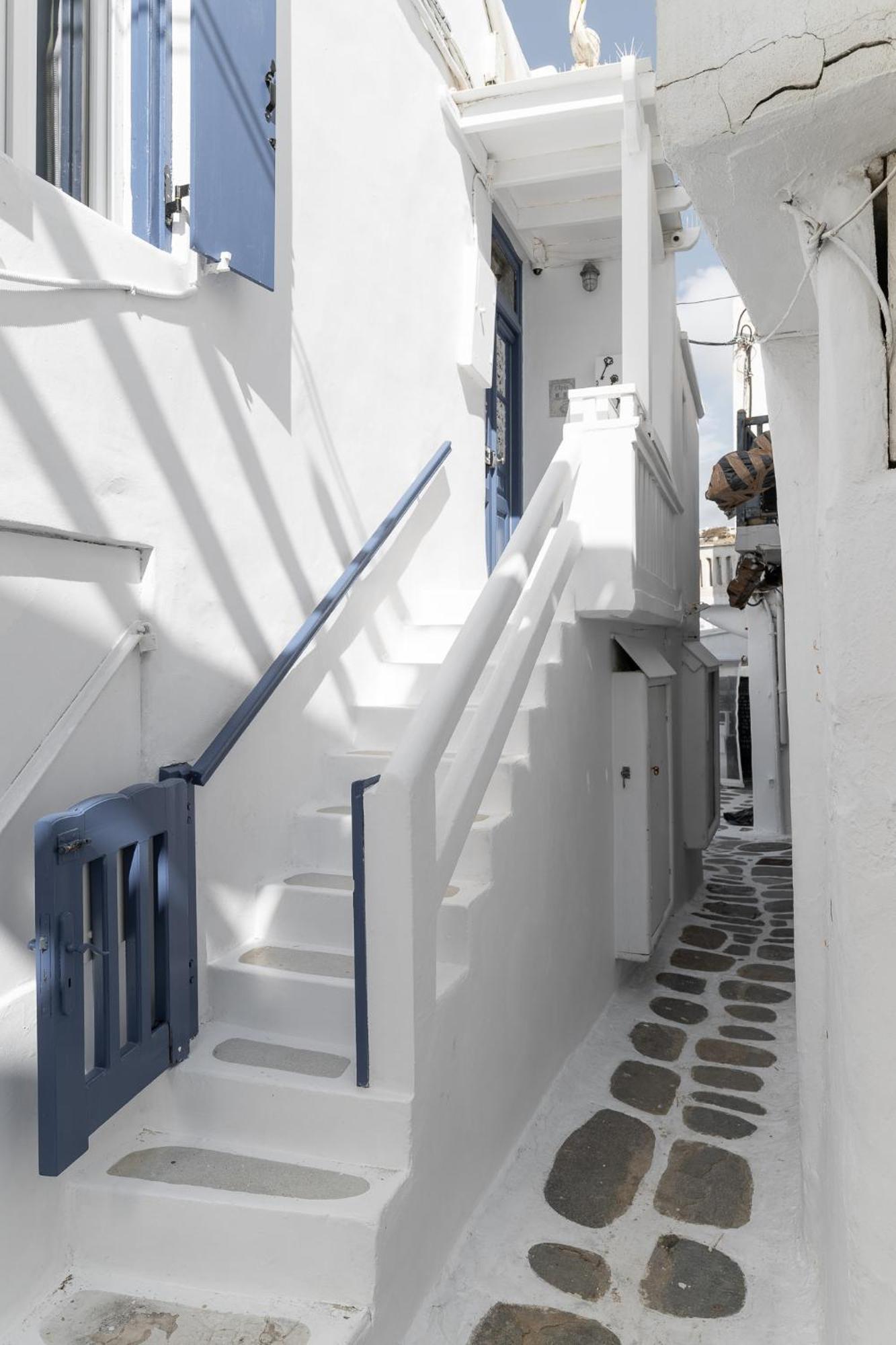 Elpis Mykonos - Delos Port * Mykonos Town